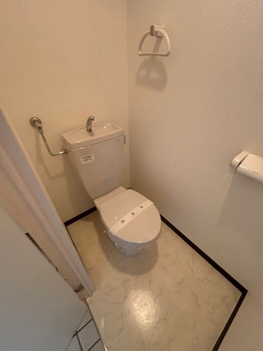 物件内観写真17　(トイレ)