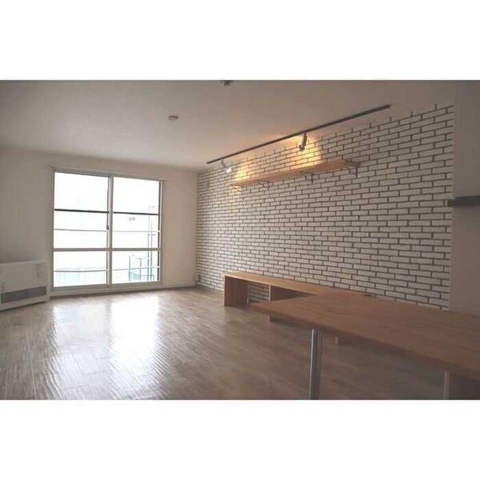 物件内観写真4　(居室)