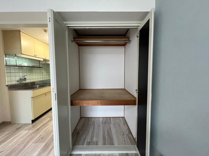 物件内観写真11　(収納)