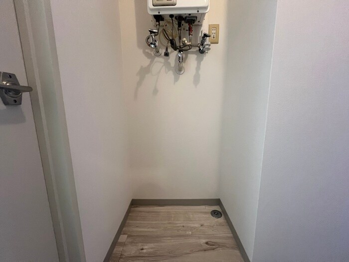 物件内観写真19　(洗濯機置場)