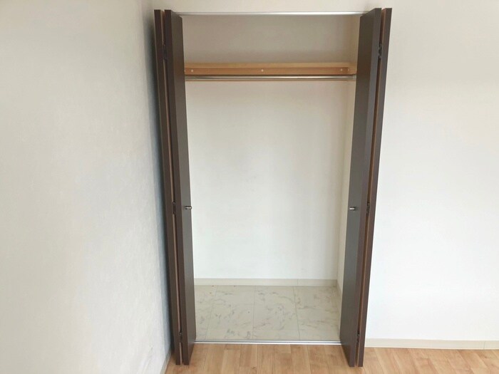 物件内観写真16　(収納)