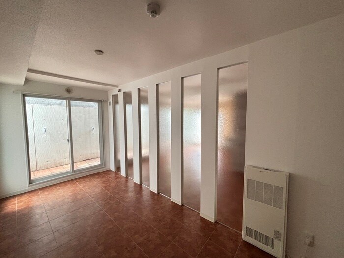 物件内観写真12　(居室)