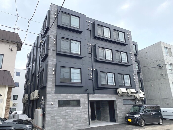 物件外観写真1　(外観写真)