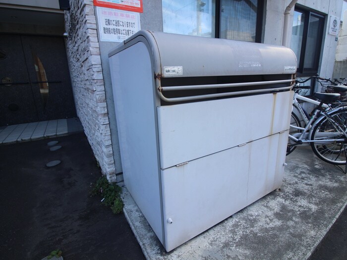 物件外観写真6　(建物設備)