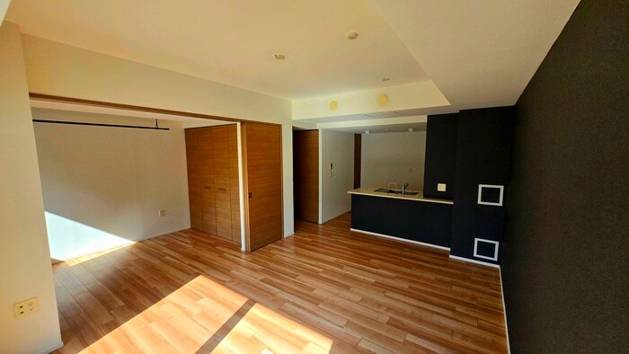 物件内観写真12　(収納)