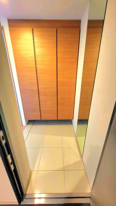 物件内観写真22　(玄関)