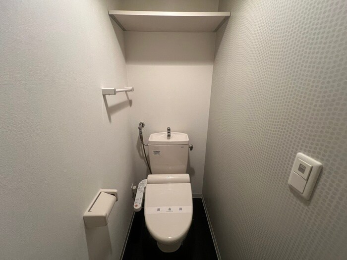 物件内観写真13　(トイレ)