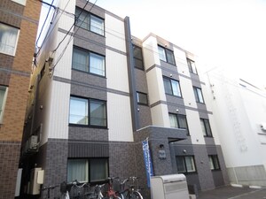 ブランコ－ト中の島外観写真