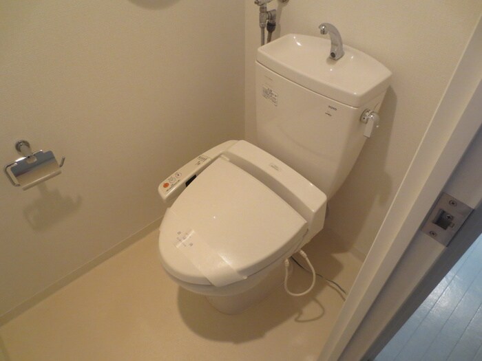 物件内観写真14　(トイレ)