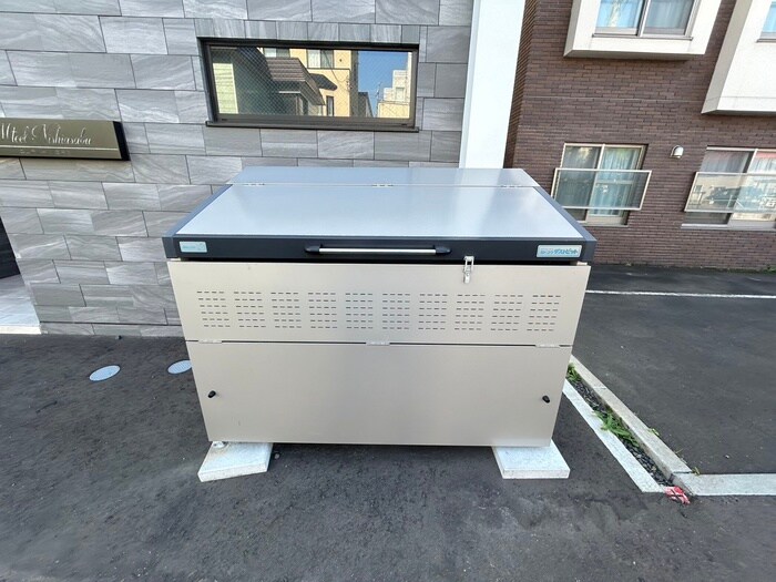 物件外観写真6　(建物設備)