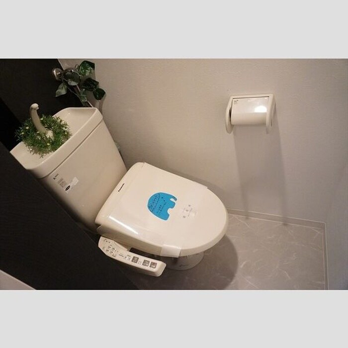 物件内観写真10　(トイレ)