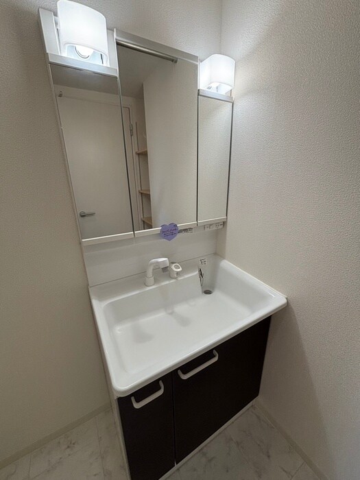 物件内観写真16　(洗面)