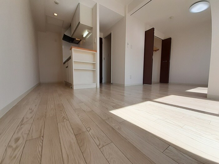 物件内観写真8　(居室)