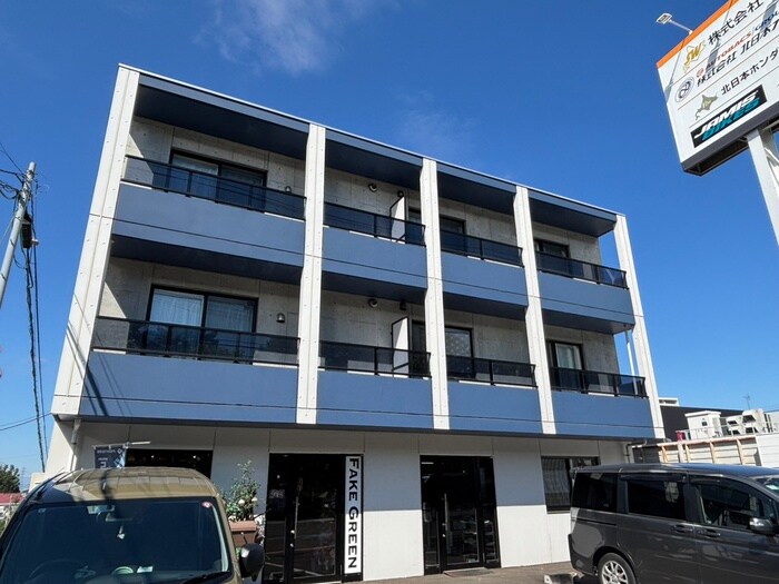 物件外観写真2　(外観写真)