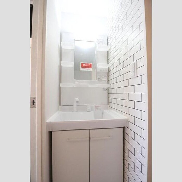 物件内観写真12　(洗面)