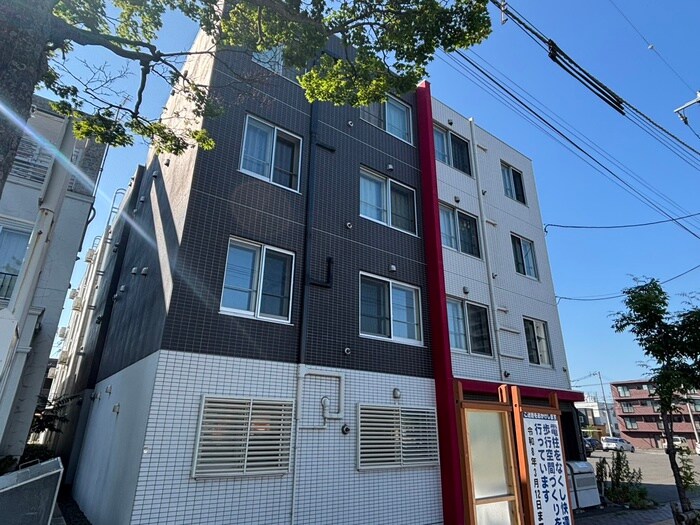 物件外観写真2　(外観写真)