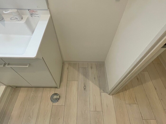 物件内観写真13　(洗濯機置場)