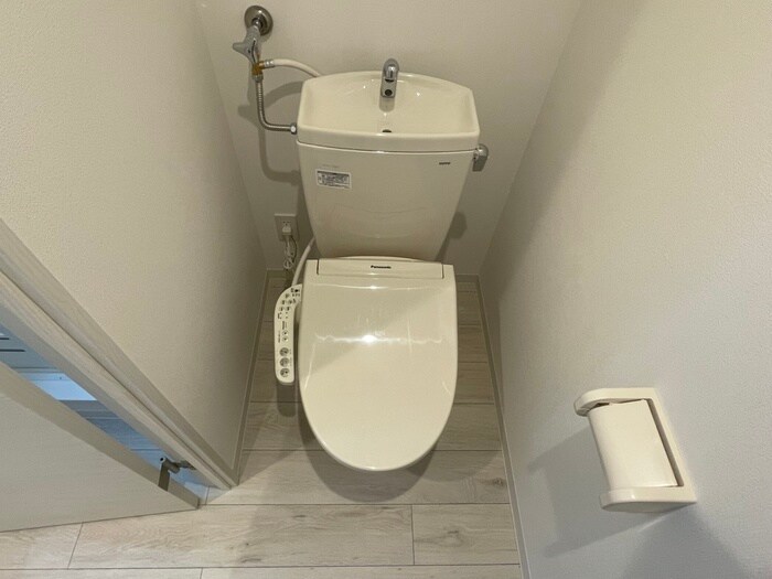 物件内観写真15　(トイレ)