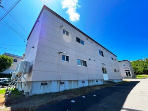 西尾マンションＢ外観写真