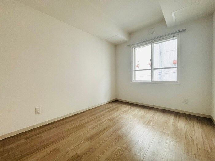 物件内観写真13　(居室)