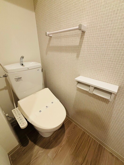 物件内観写真17　(トイレ)