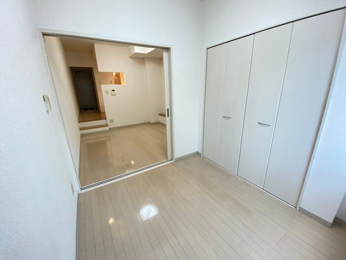 物件内観写真9　(居室)