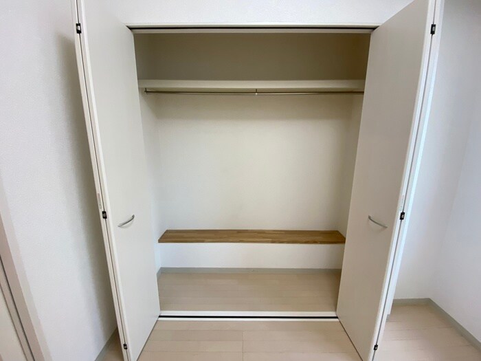 物件内観写真10　(収納)