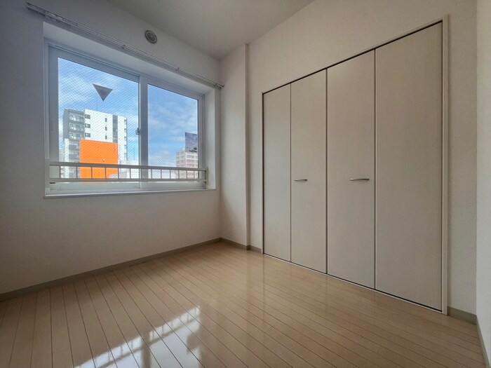 物件内観写真13　(居室)