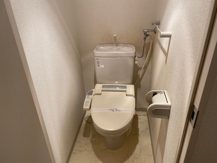 物件内観写真15　(トイレ)