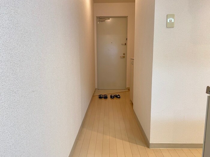 物件内観写真20　(廊下)