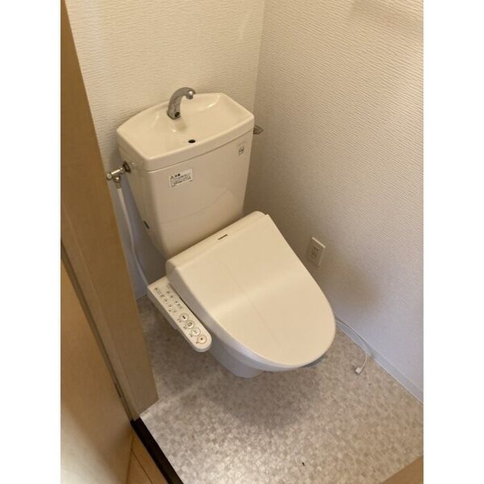 物件内観写真10　(トイレ)