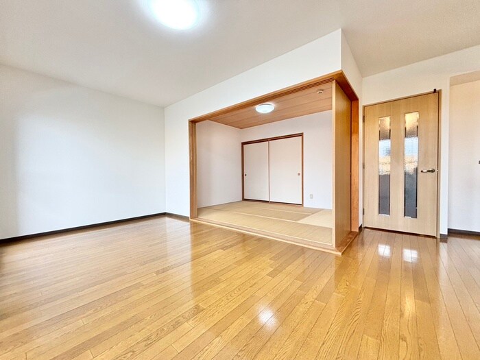 物件内観写真8　(居室)