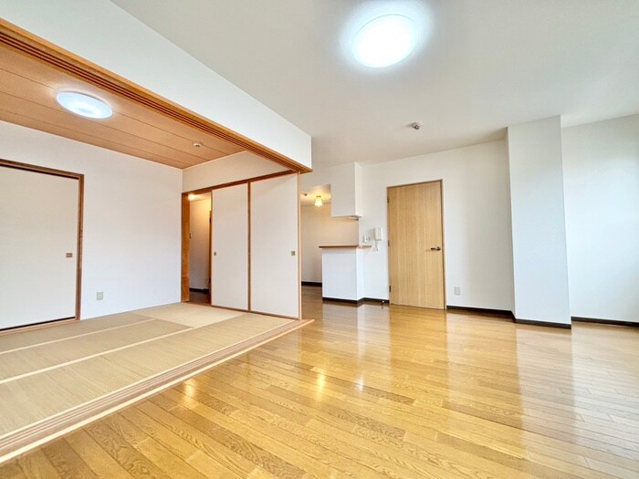 物件内観写真9　(居室)