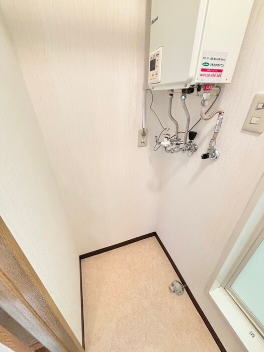物件内観写真22　(洗濯機置場)