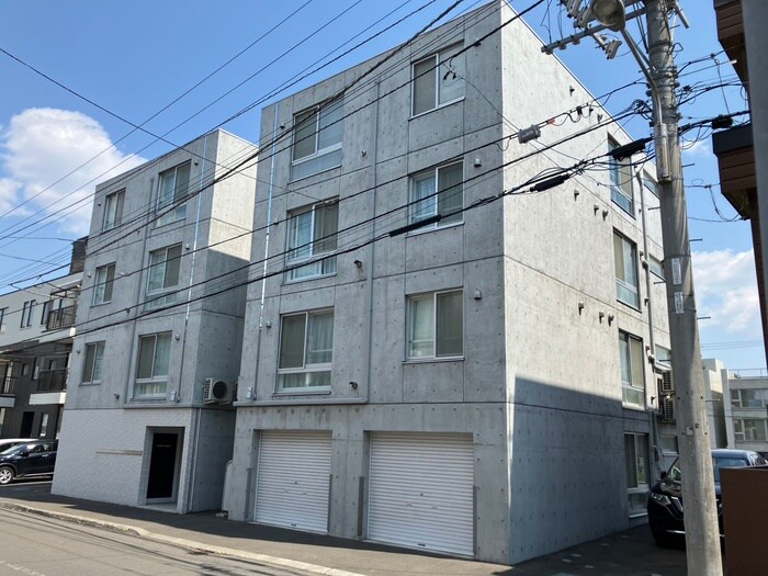 物件外観写真2　(外観写真)