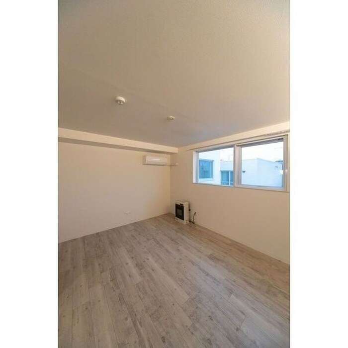 物件内観写真5　(居室)