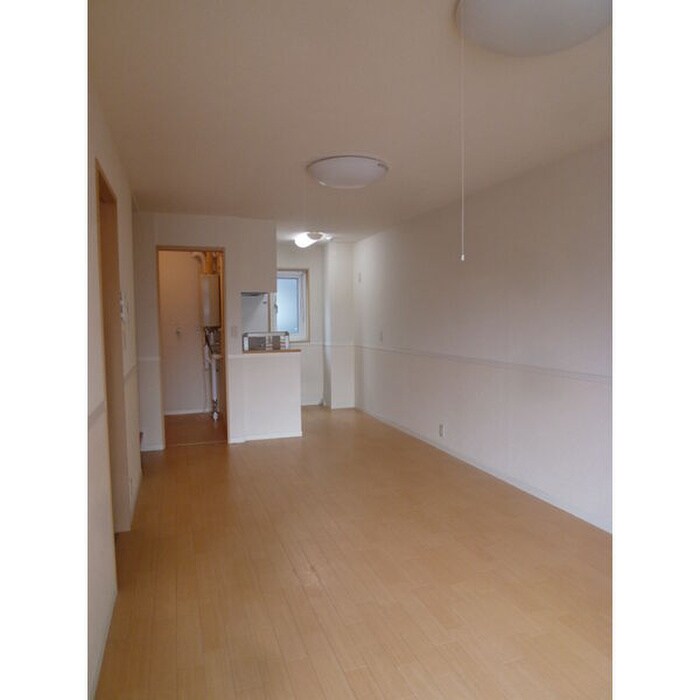 物件内観写真5　(居室)