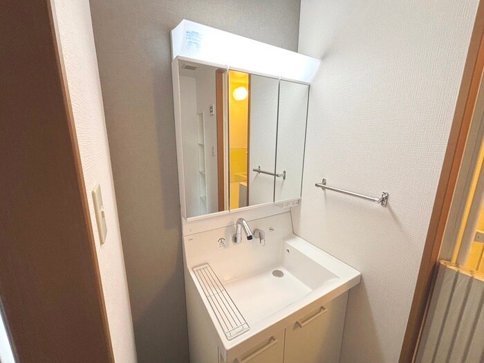 物件内観写真15　(洗面)