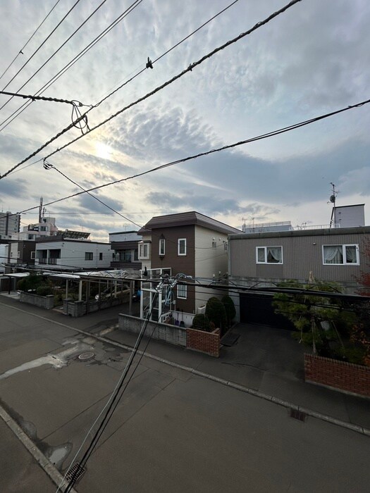 物件内観写真15　(室内からの展望)