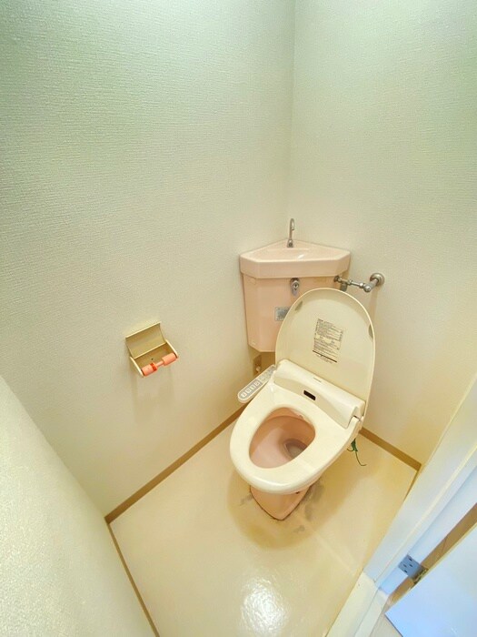 物件内観写真10　(トイレ)