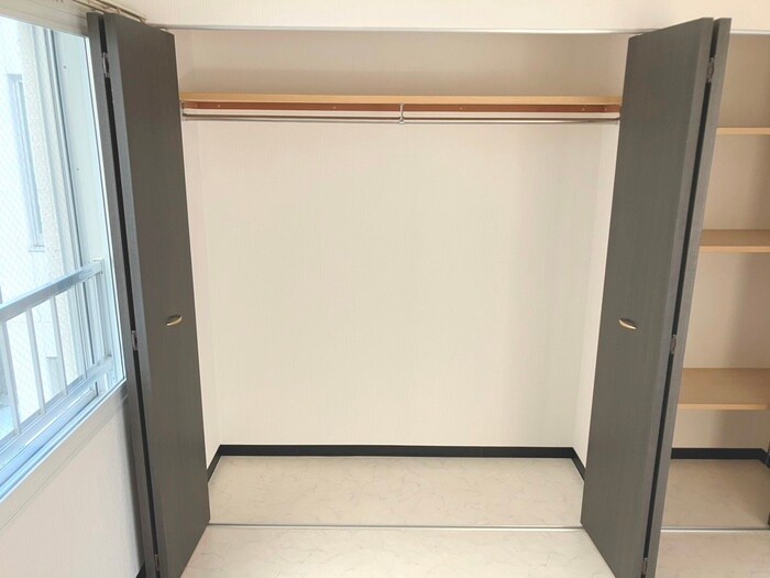 物件内観写真15　(収納)