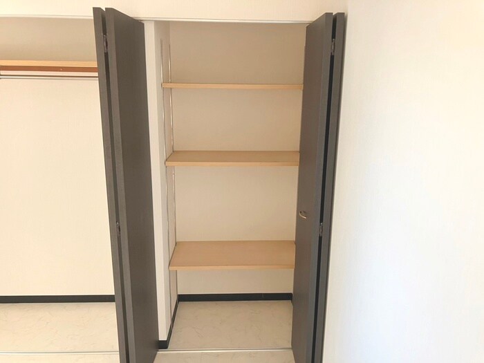物件内観写真16　(収納)