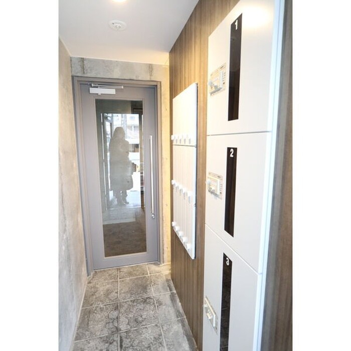 物件外観写真4　(建物設備)