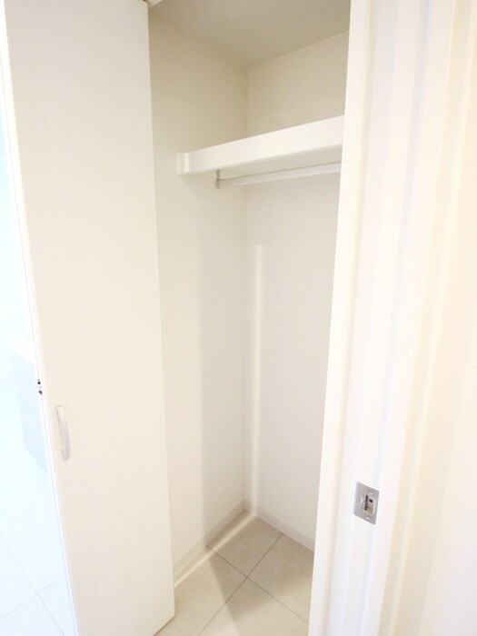 物件内観写真12　(収納)