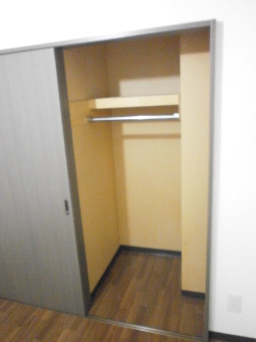 物件内観写真11　(収納)