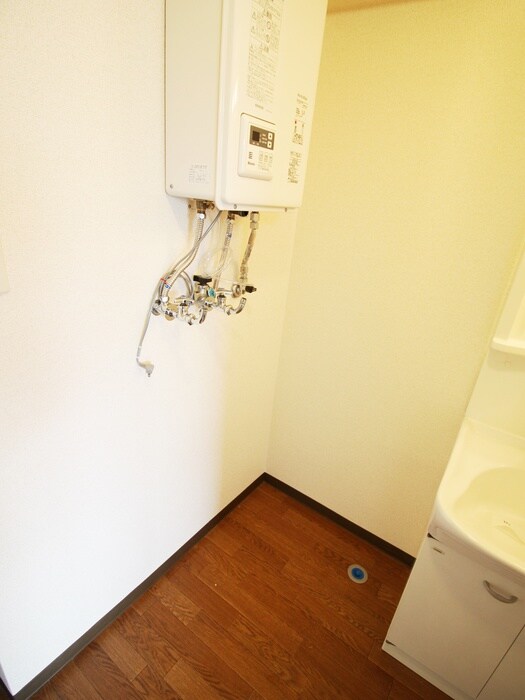 物件内観写真19　(洗濯機置場)