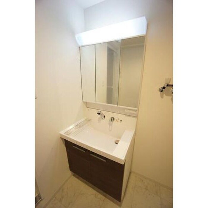 物件内観写真12　(洗面)