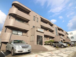 レジデンス福住駅前外観写真