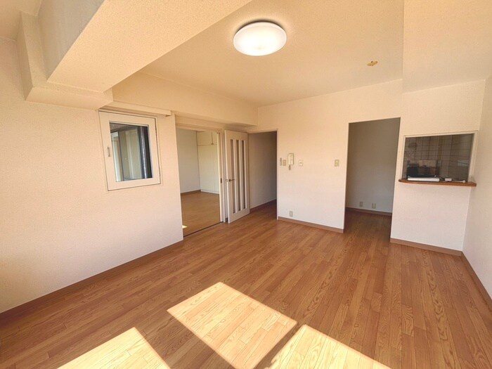 物件内観写真9　(居室)