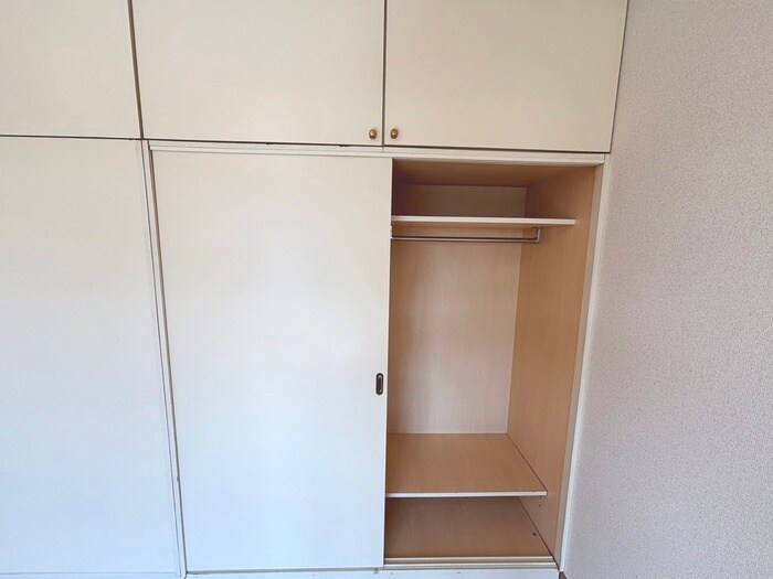 物件内観写真12　(収納)